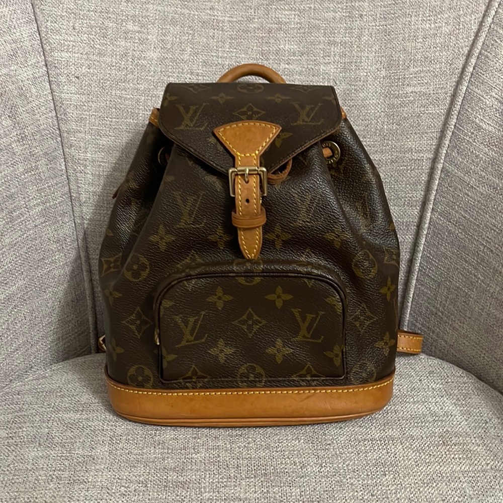 LOUIS VUITTON
Monogram Montsouris Mini Backpack